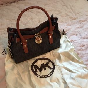 Michael Kors purse